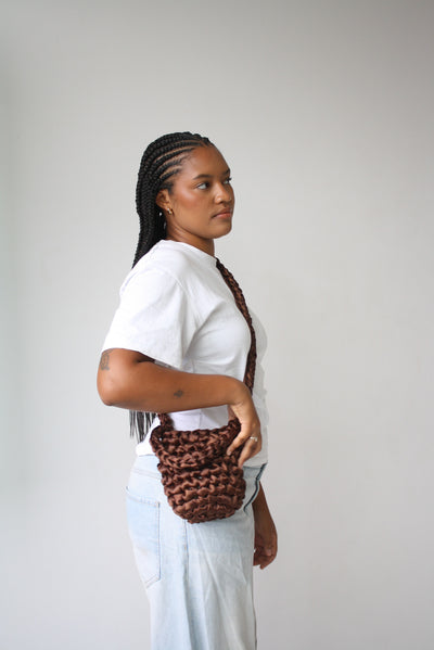 Hive Crossbody with regular strap on average
